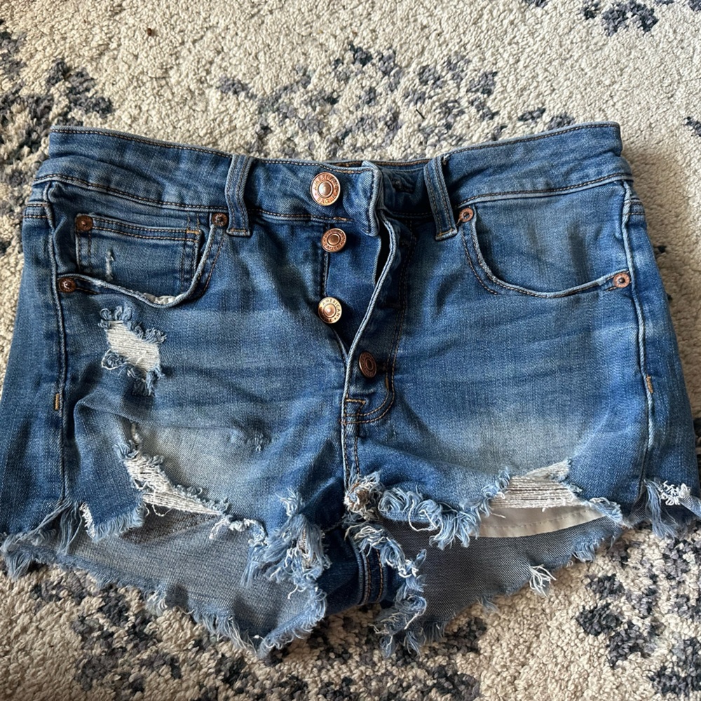American Eagle distressed shorts